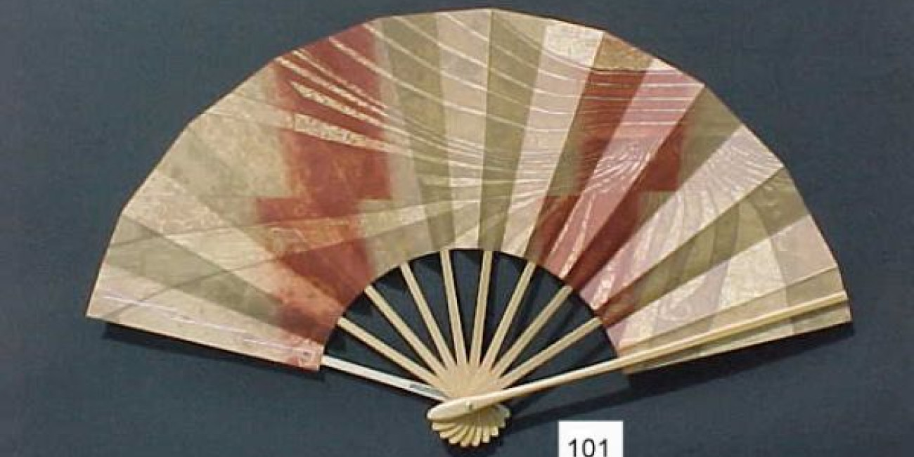 Mami Higuchi, Exposição itinerante de leques japoneses de abrir, em papel gravado